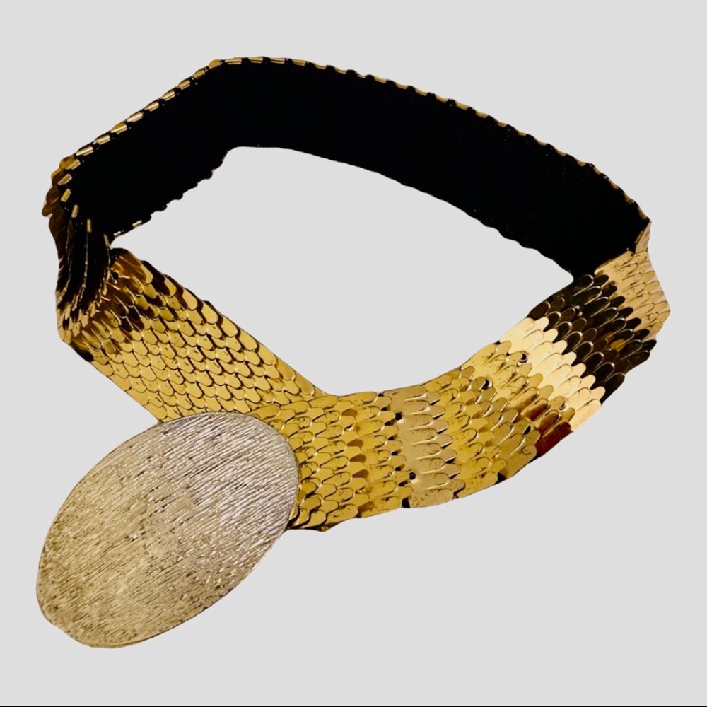 Vintage Fish Scales Stretch Belt w/ Oval Buckle
